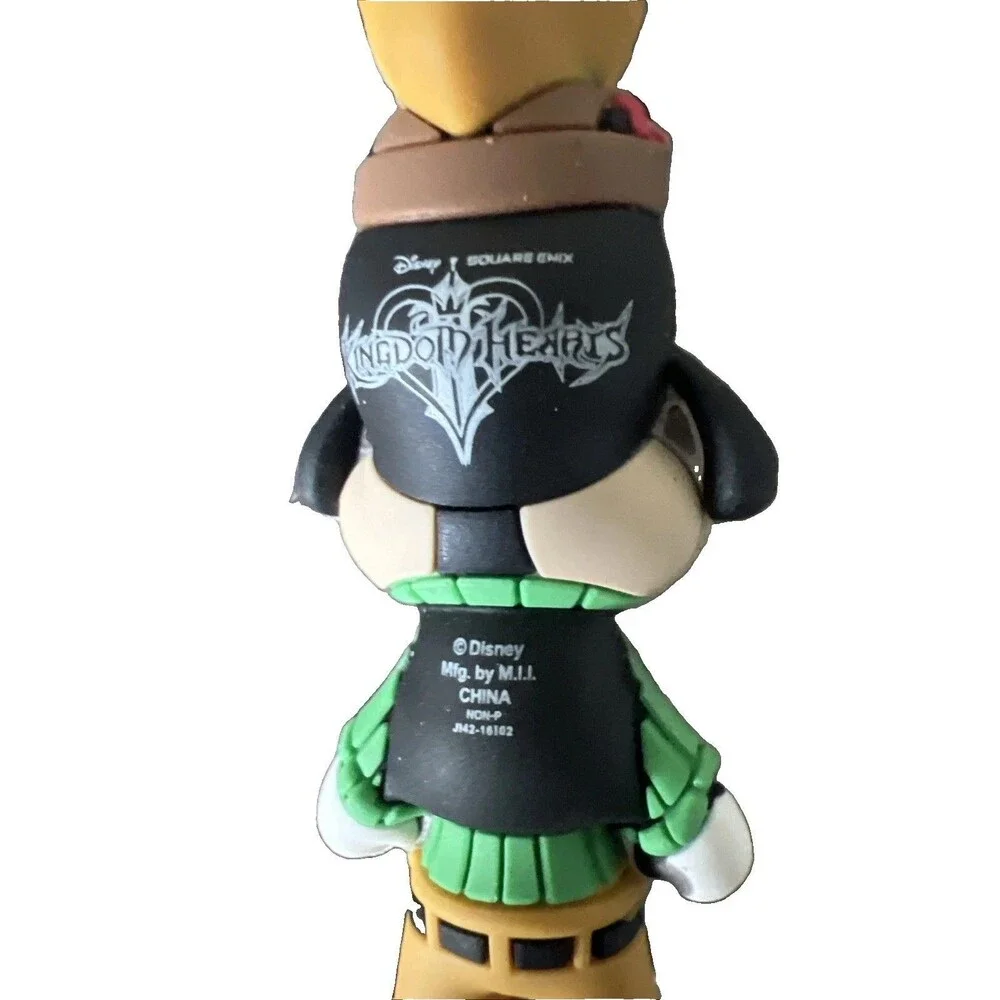 Disney figural Goofy Kingdom Hearts Captain key chain keychain figure NWOT